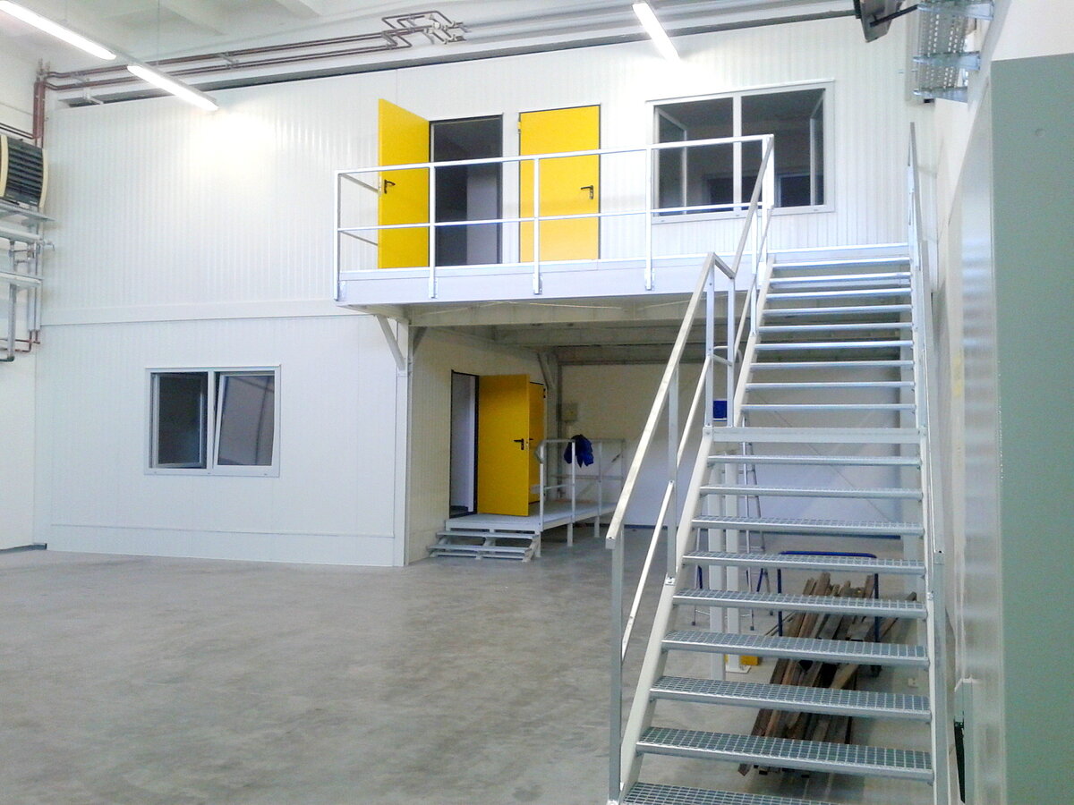 Techniczne zaplecze socjalno-biurowe